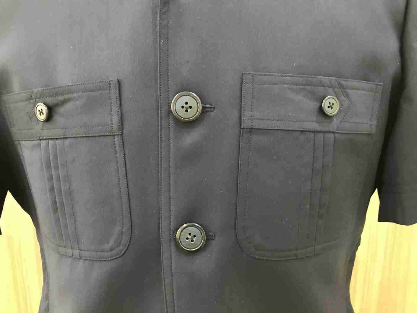 bush jacket front pocket with 3 pleated